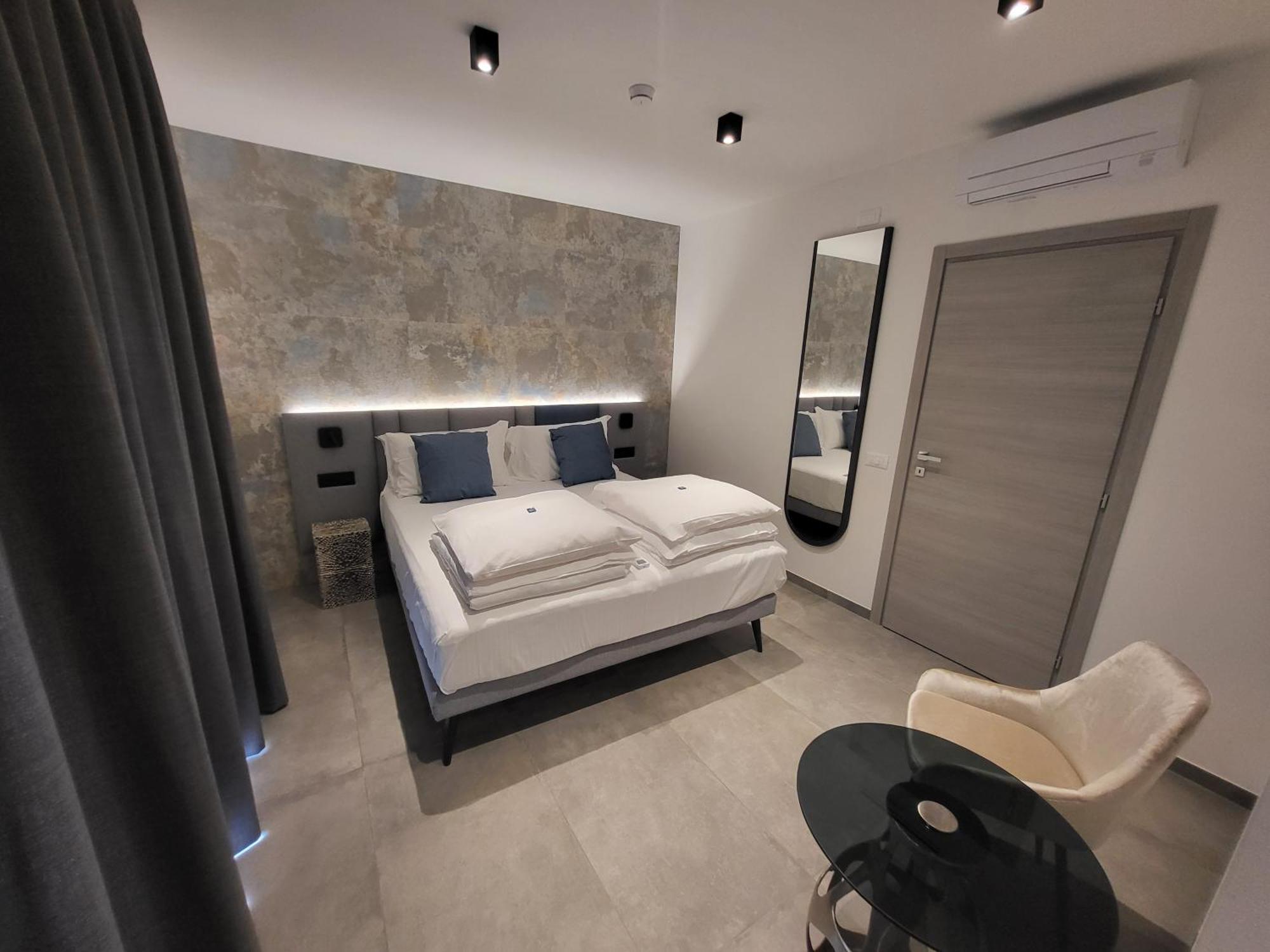 Attilio High Living Suites - Adults Only ตอร์รีเดลเบนาโก ห้อง รูปภาพ